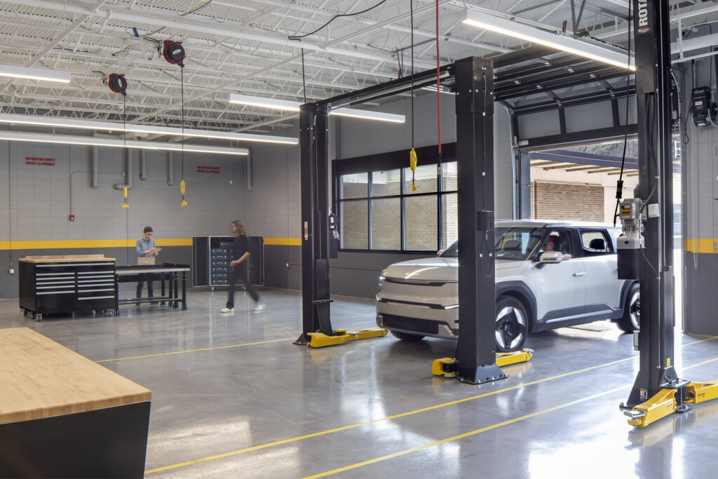 automotive lab design